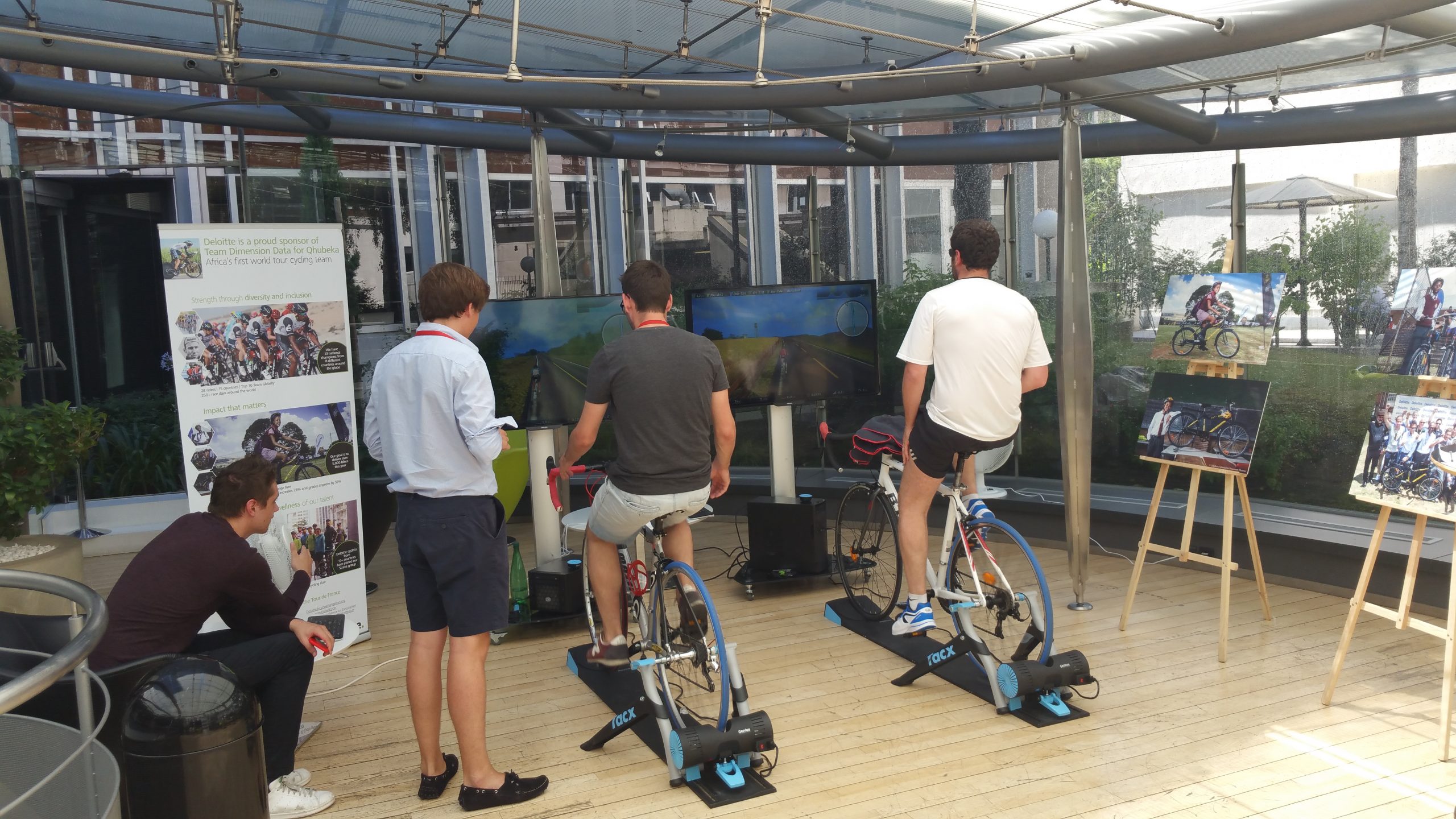 Simulateur de cyclisme en entreprise